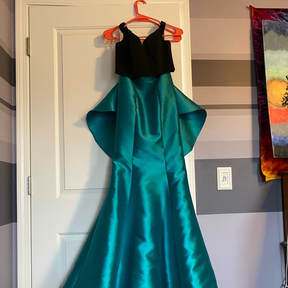 Two piece Sherri hill gown
